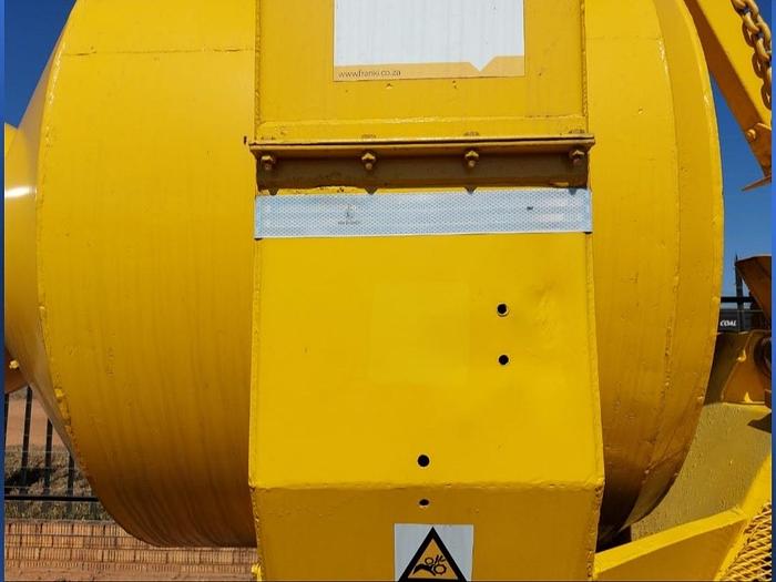 Used CONCRETE MIXER WITH HATZ ENGINE (OPERATIONAL)