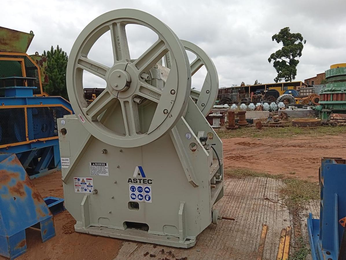 Refurbished  30X20 SINGLE TOGGLE ROLLER BEARING JAW CRUSHER (REFURBISHED)