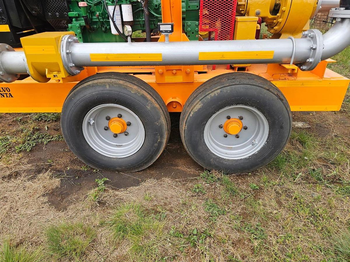 Used VOLVO PENTA DIESEL POWERED ENGINE AND 8" X 6" ROCKTUFF WATER PUMP ON TRAILER - OPERATIONAL