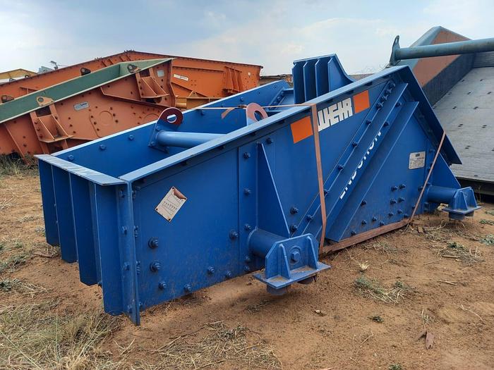 Used WEIR VIBRATING SCREEN WITH 2 X 2.3 KW DELTECH VIBRATING MOTORS (NOT TESTED)