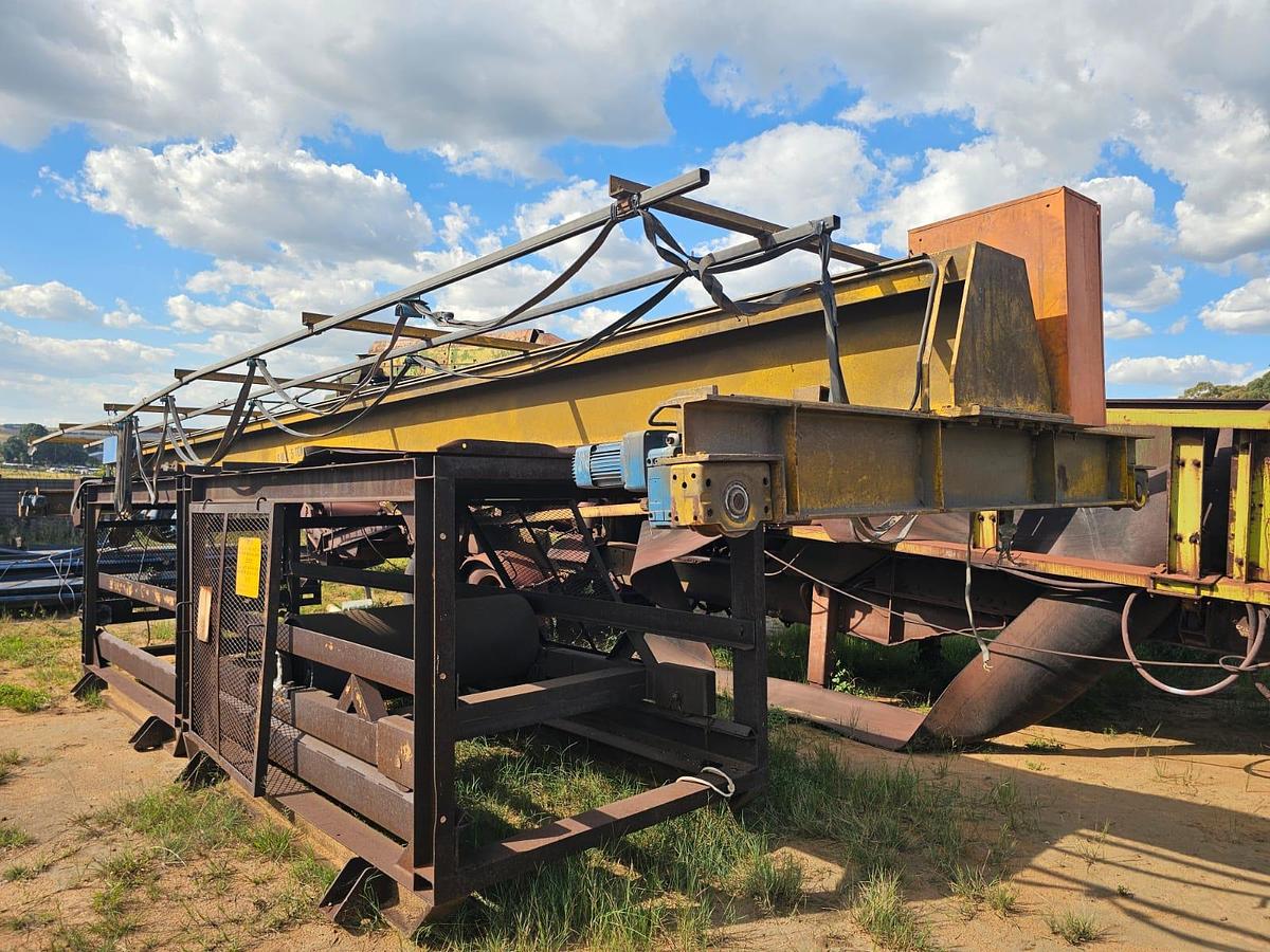 Used 5 TON OVERHEAD CRANE WITH REMOTE 2 X ELECTRIC 7.5 KW ELECTRIC MOTORS AND GEARBOX REMOTE GENERAL INFORMATION S