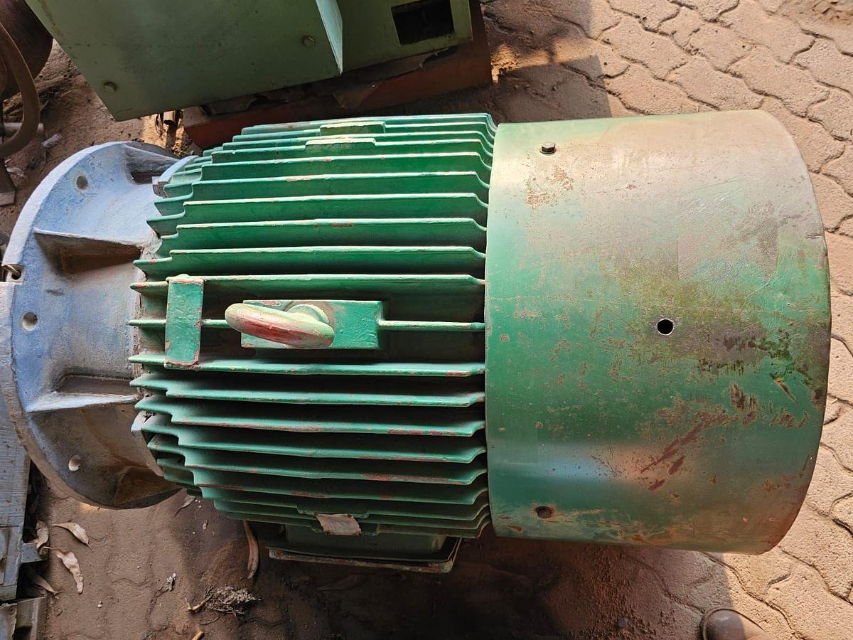 Used 116.8 KW ELECRIC MOTOR