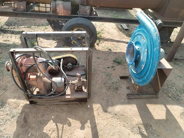 Used ASPHALT TAR MIXER WITH FEEDER BIN, MOTORS AND FLAME HEATER