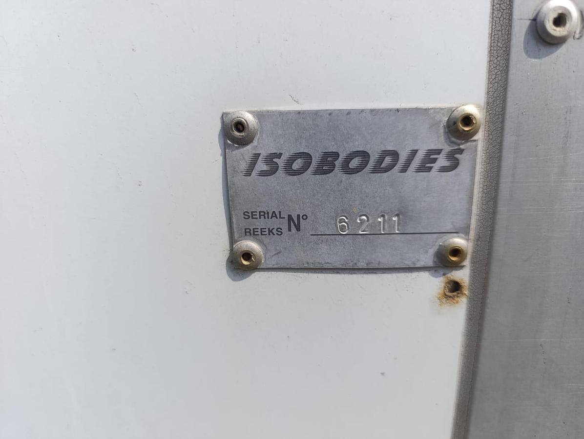 Used UD TRUCK FRIDGE WITH FOUR (4) SEPERATE FRIDGE COMPARTMENTS - GOOD CONDITION