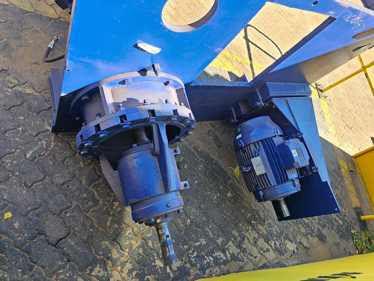 Used 8/6 PUMP WITH ELECTRIC MOTOR & FRAME (USED)