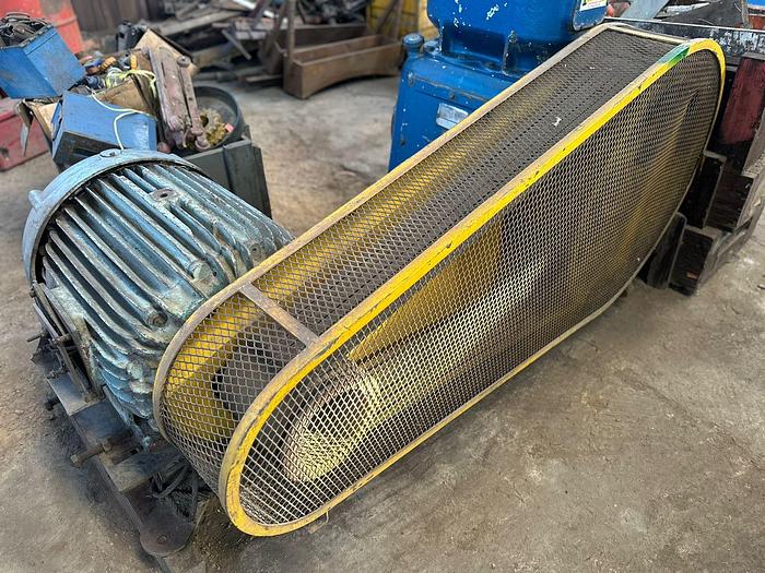 Used COMPAIR BELT DRIVEN COMPRESSOR (NOT TESTED)