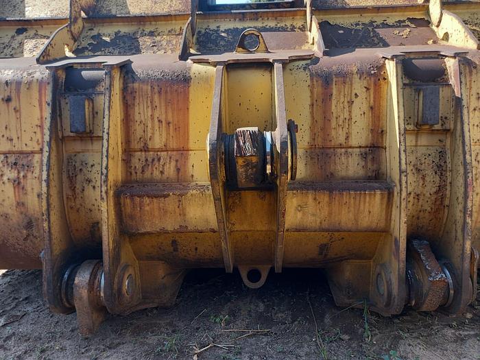 Used FRONT END LOADER BUCKET