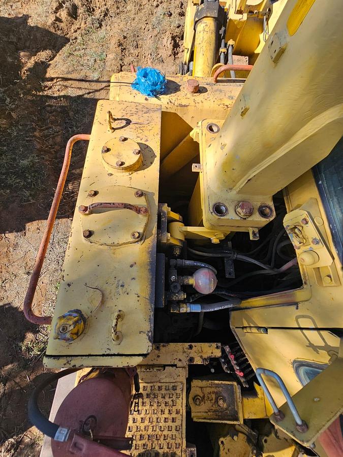 Used D375A KOMATSU DOZER (STRIPPING)