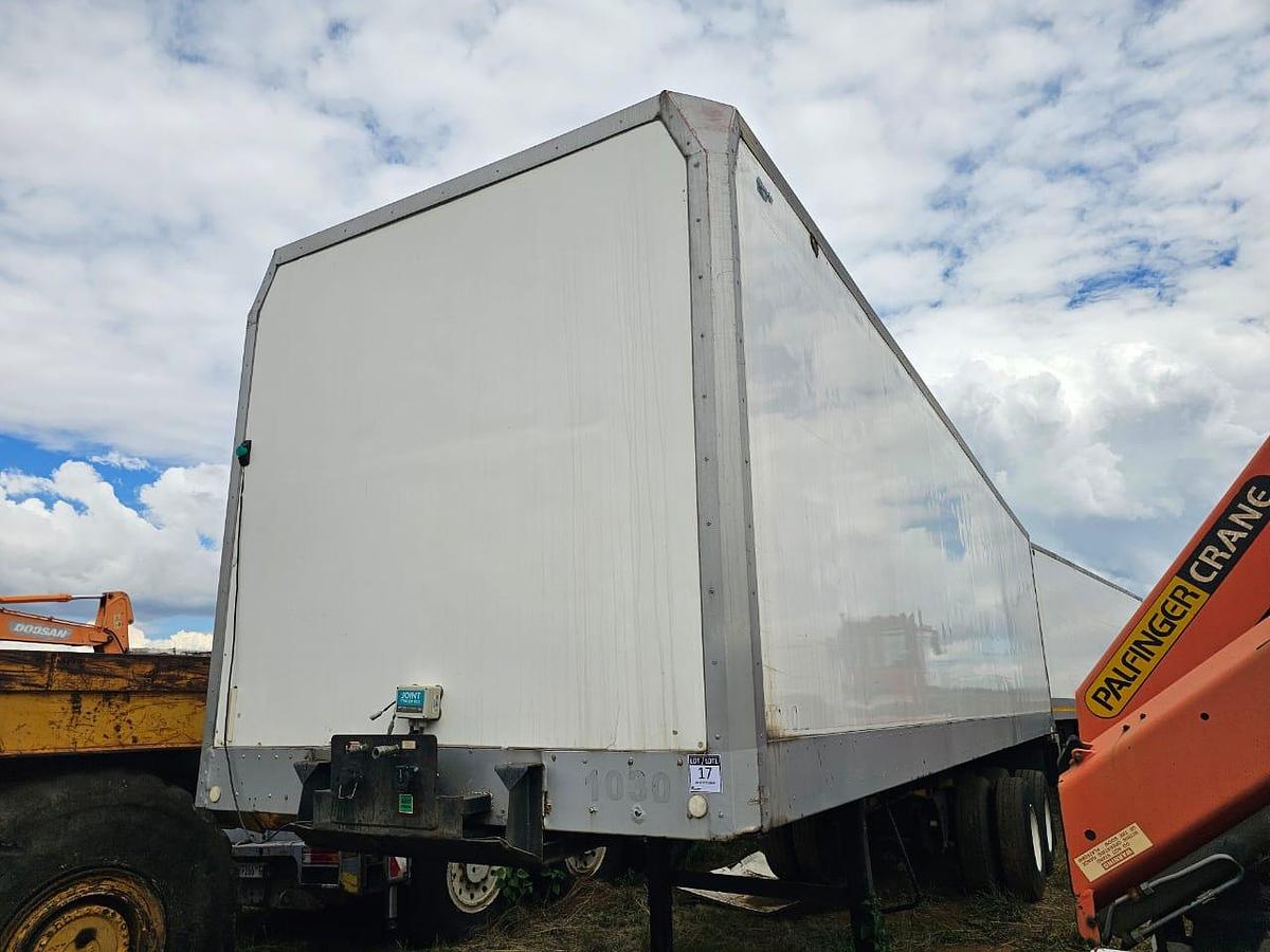 Used INSULATED TRUCK TRAILER WITH TAIL LIFT - OPERATIONAL - WITH NATIS - TRUCK NOT INCLUDED