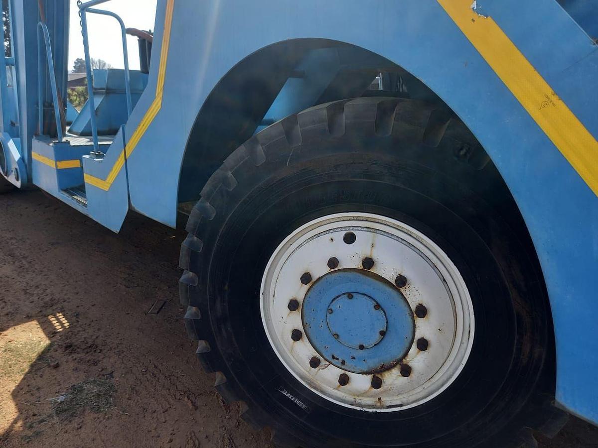 Used  TOP TECH KDLV 25 TON ALL TERRAIN CARRIER WITH DIESEL DEUTZ F6L 912 ENGINE