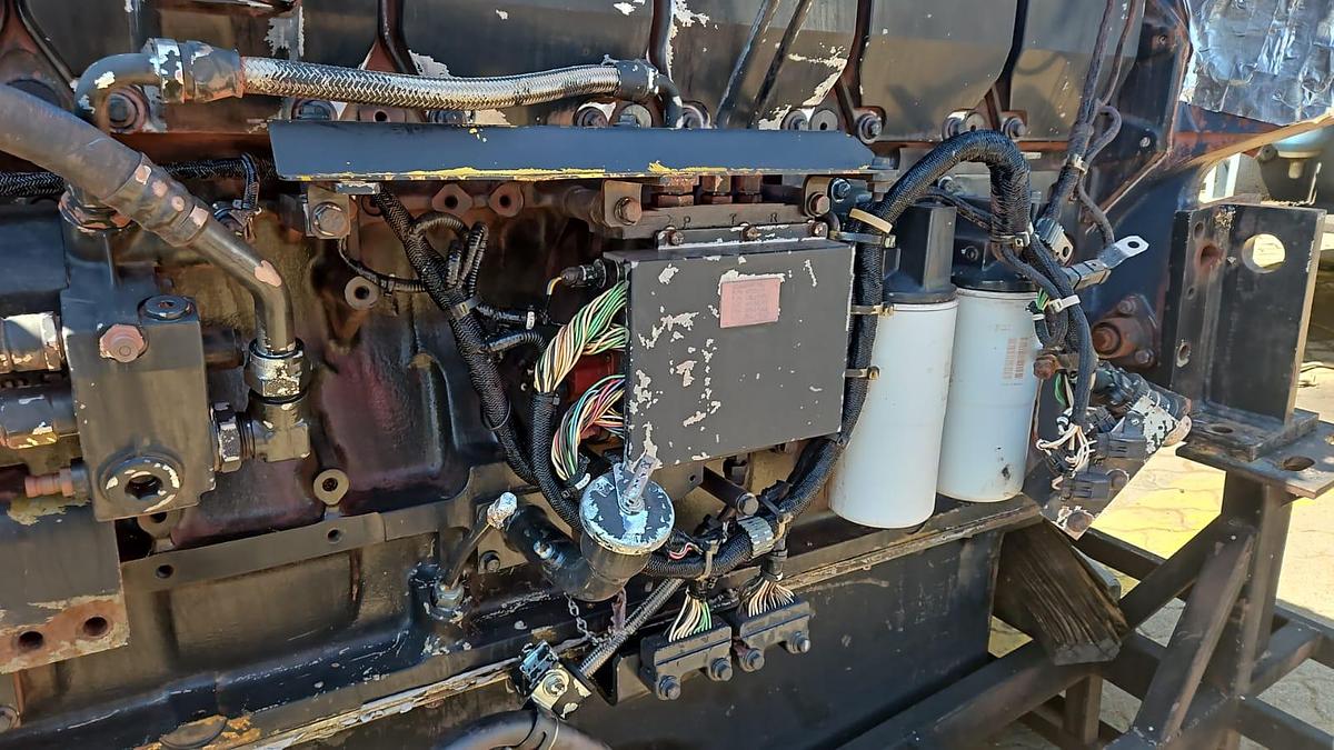 Used CUMMINS SA6D170 (ENGINE TURNING)