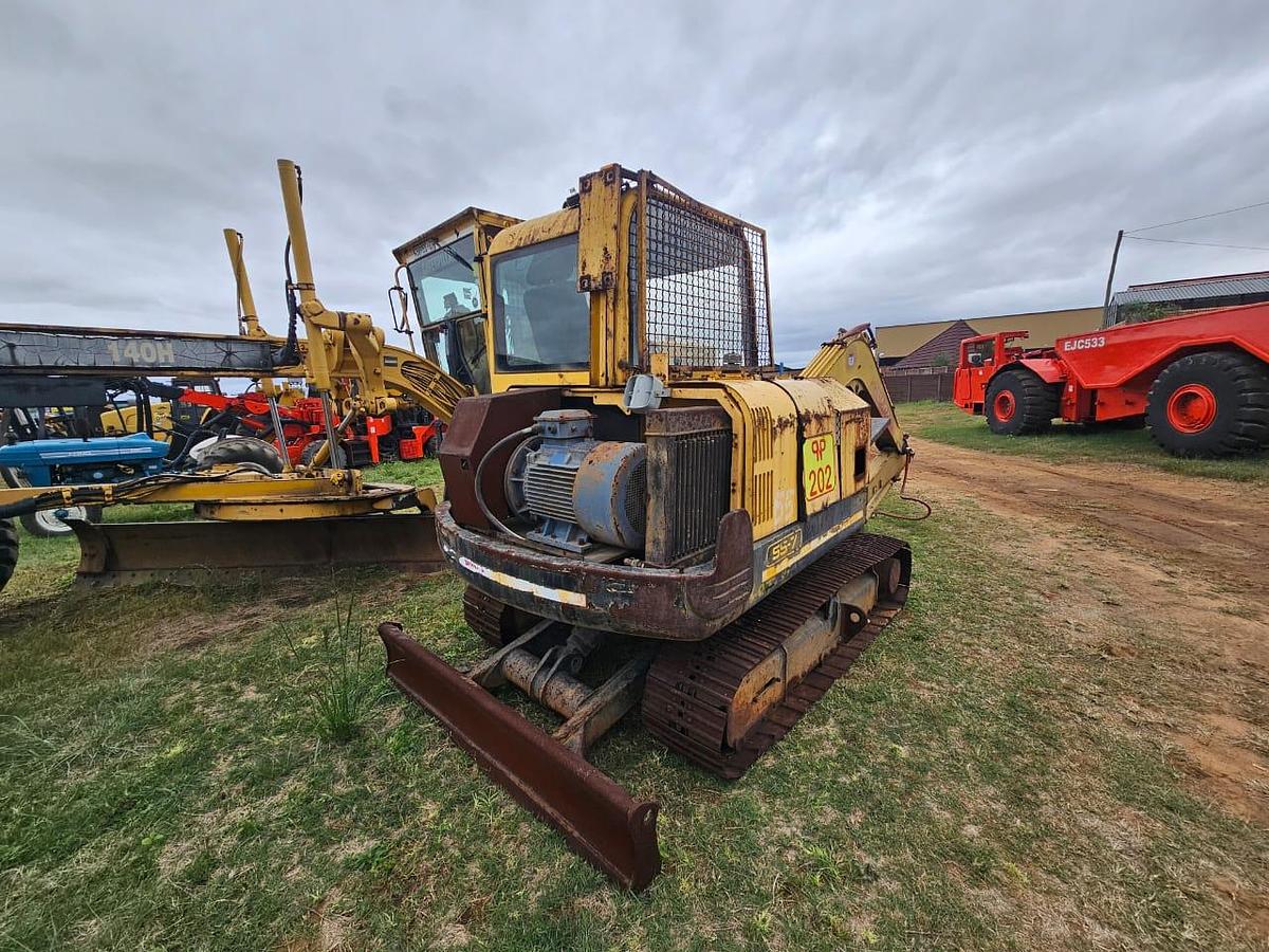 Used HYUNDAI ROBEX 55-7 EXCAVATOR