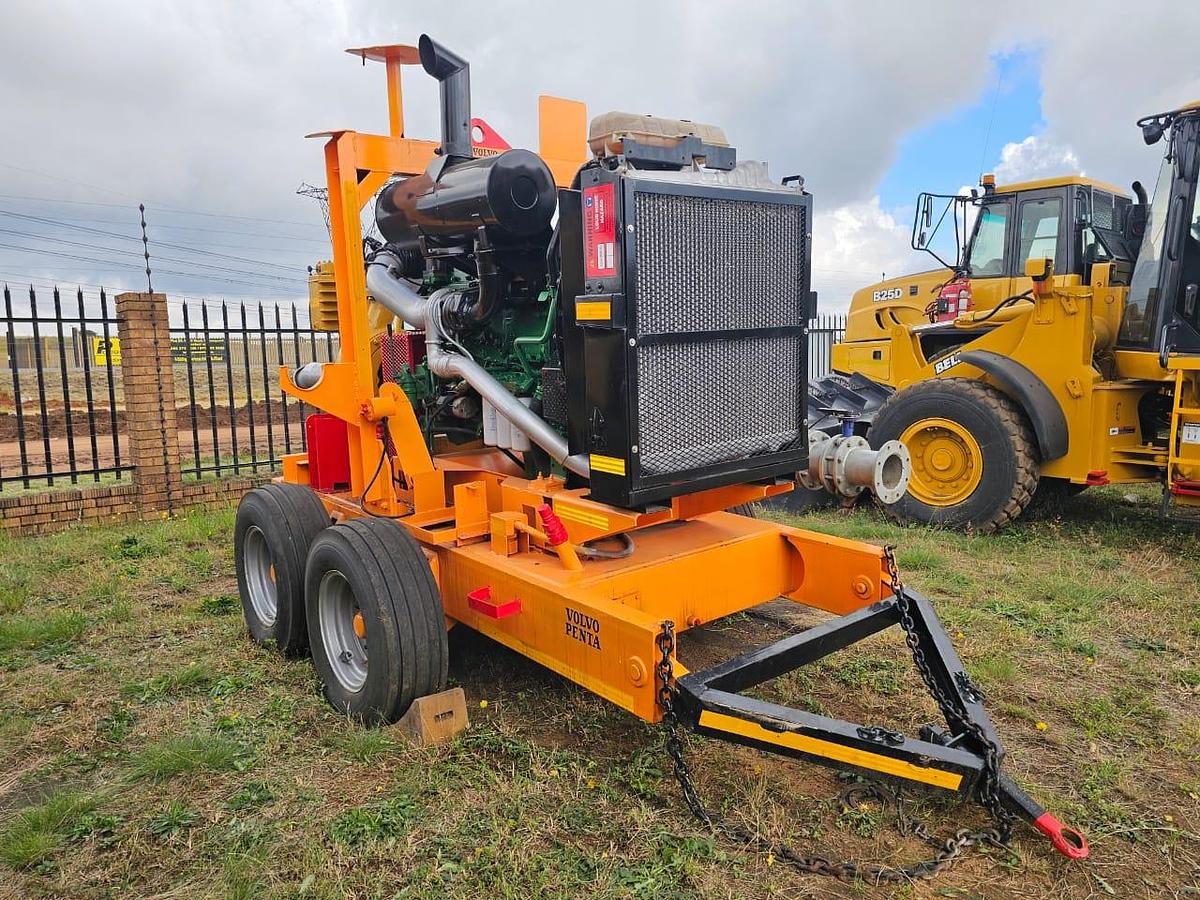 Used VOLVO PENTA DIESEL POWERED ENGINE AND 8" X 6" ROCKTUFF WATER PUMP ON TRAILER - OPERATIONAL