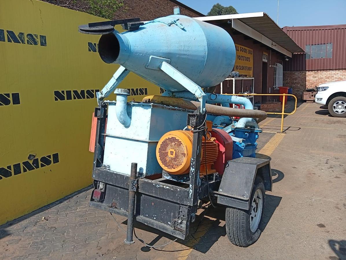 Used ELECTRIC MOBILE VACUUM UNIT WITH START AND GO BOX WITH 22KW MOTOR