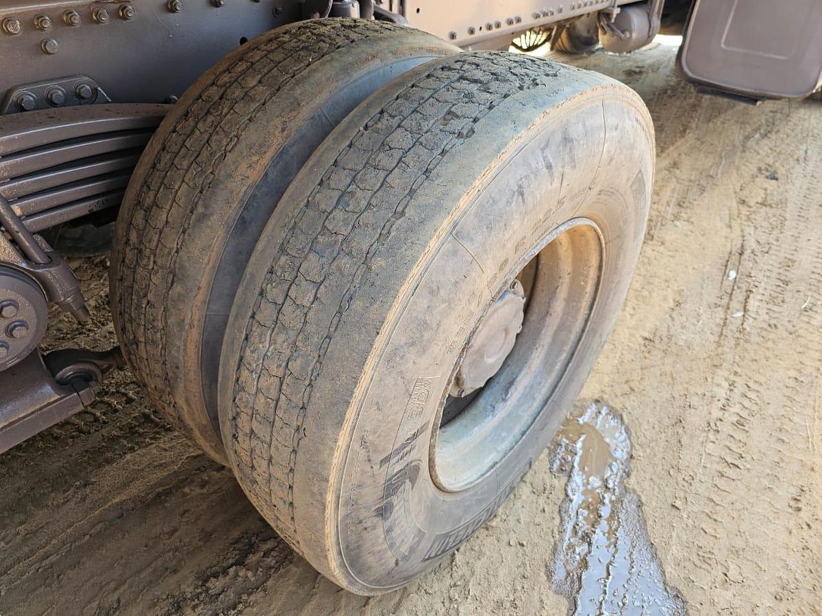 Used 18 000 LITRE WATER TRUCK