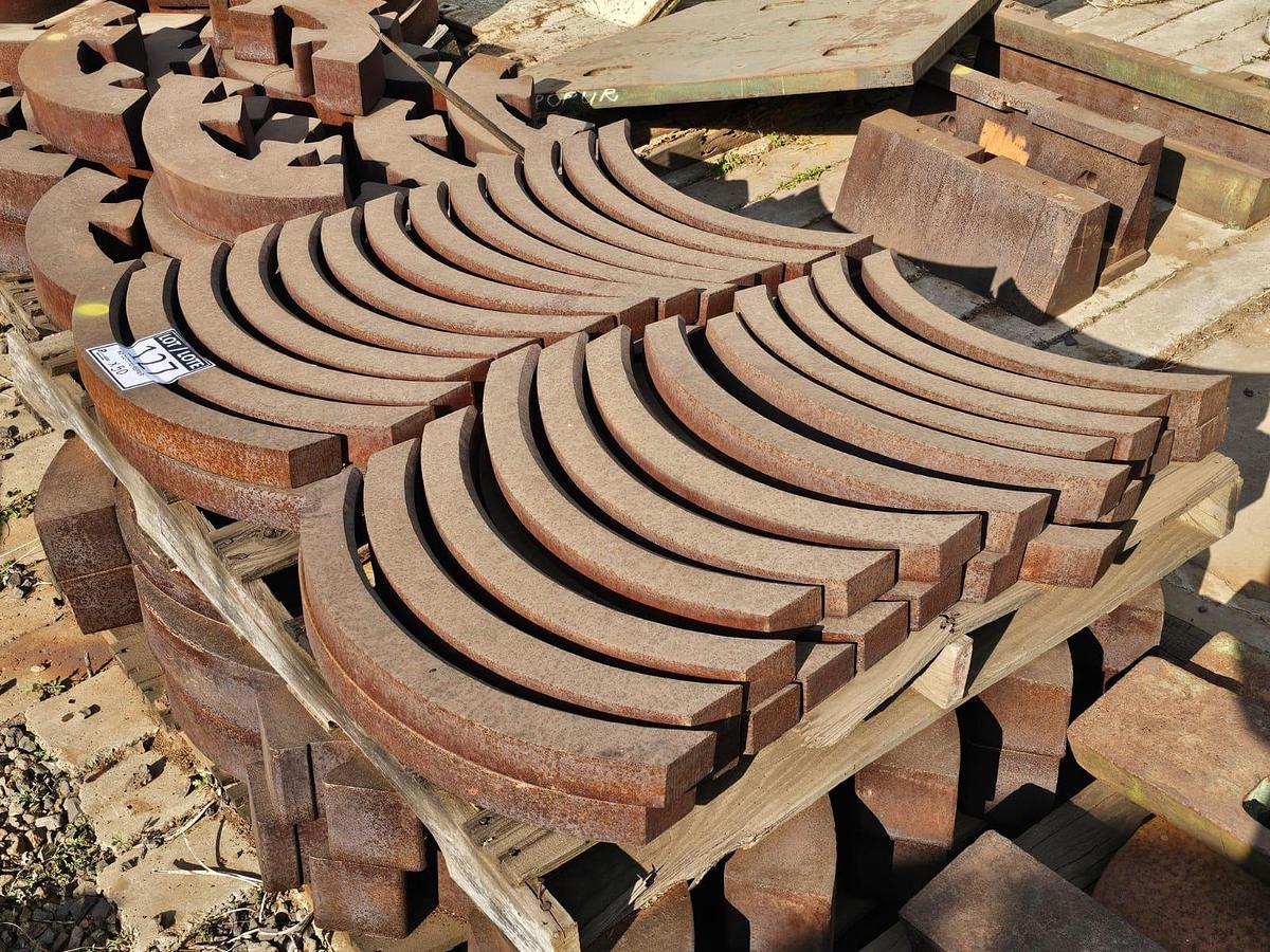 Used CRUSHER LINERS