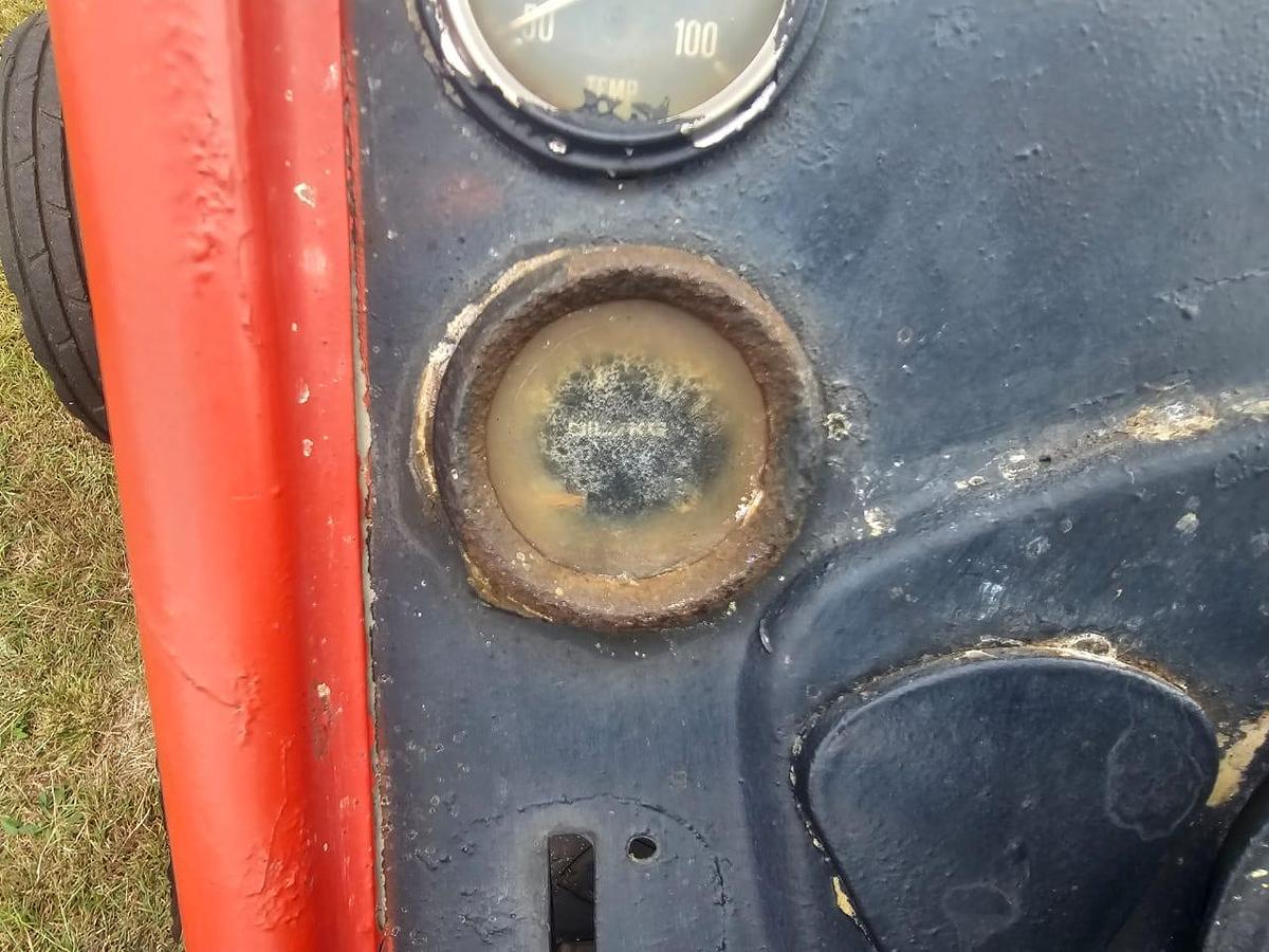 Used MASSEY FURGESON TRACTOR WITH SLASHER - OPERATIONAL