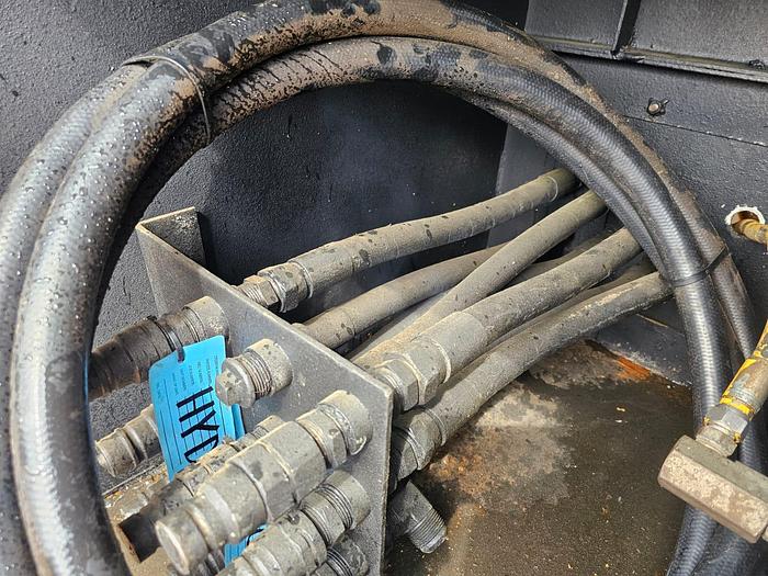 Used BELL B25D 6X6 FULLY EQUIPPED ARTICULATED SERVICE TRUCK/UNIT (RUNNER)