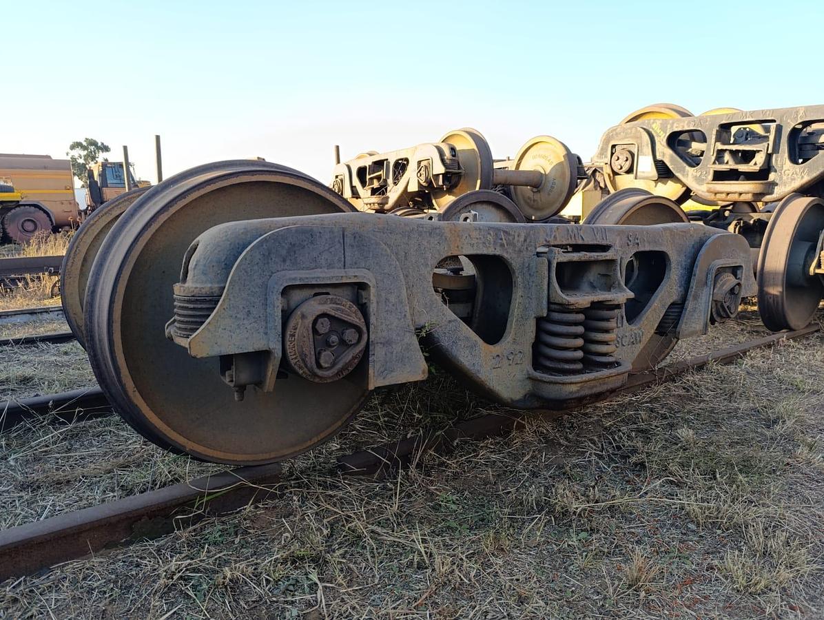 Used TRAIN BOGGIES