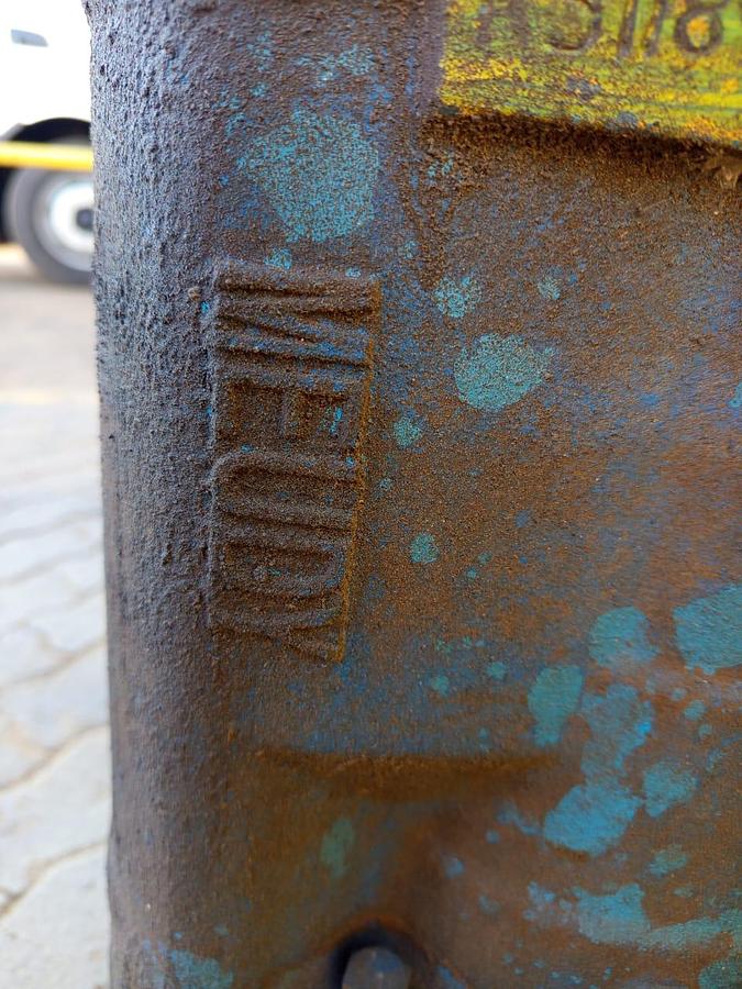 Used SUBMERSIBLE PUMP (NO PLATE)