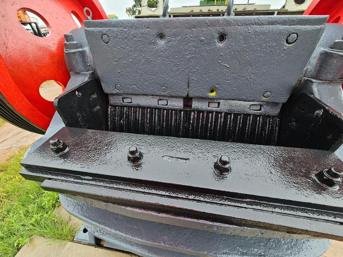 Used JAW CRUSHER 48X12 (USED)