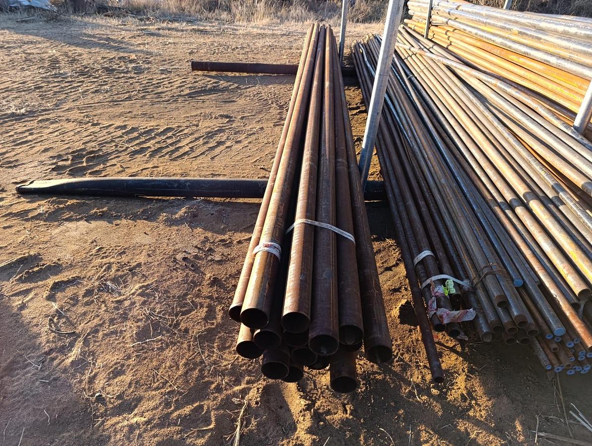 Used STEEL PIPES
