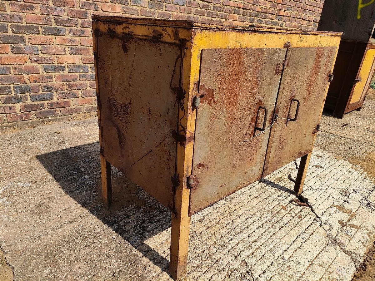 Used STEEL CABINET
