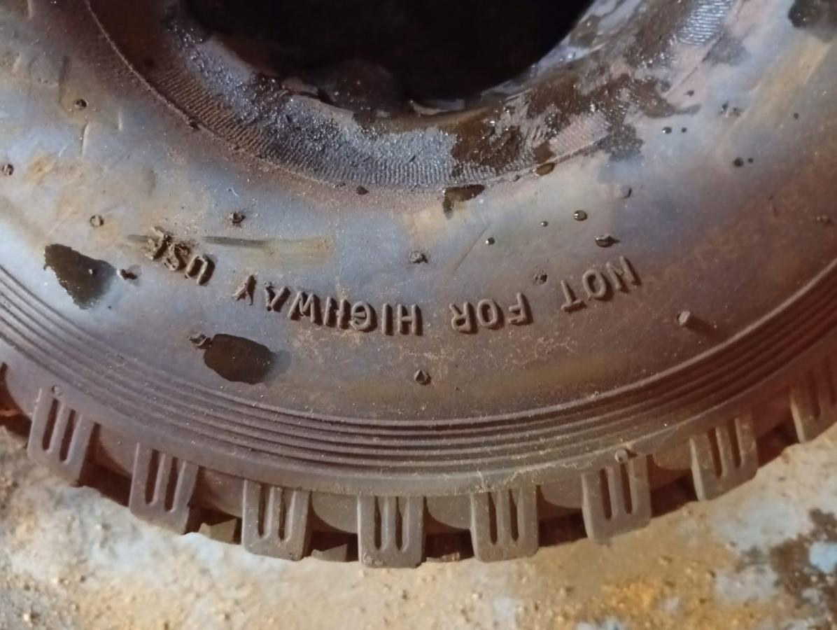 Used TUBED TYRES 12X4.00-4