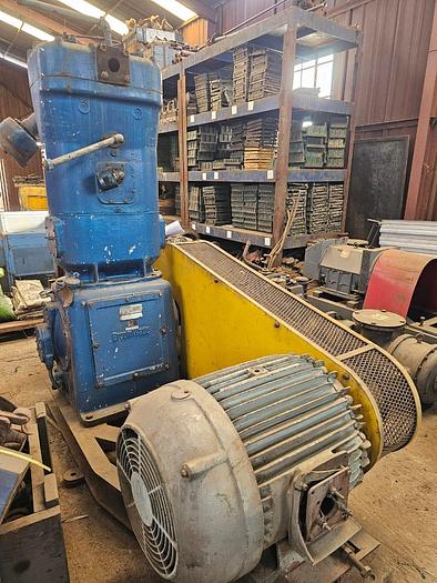 Used COMPAIR BELT DRIVEN COMPRESSOR (NOT TESTED)