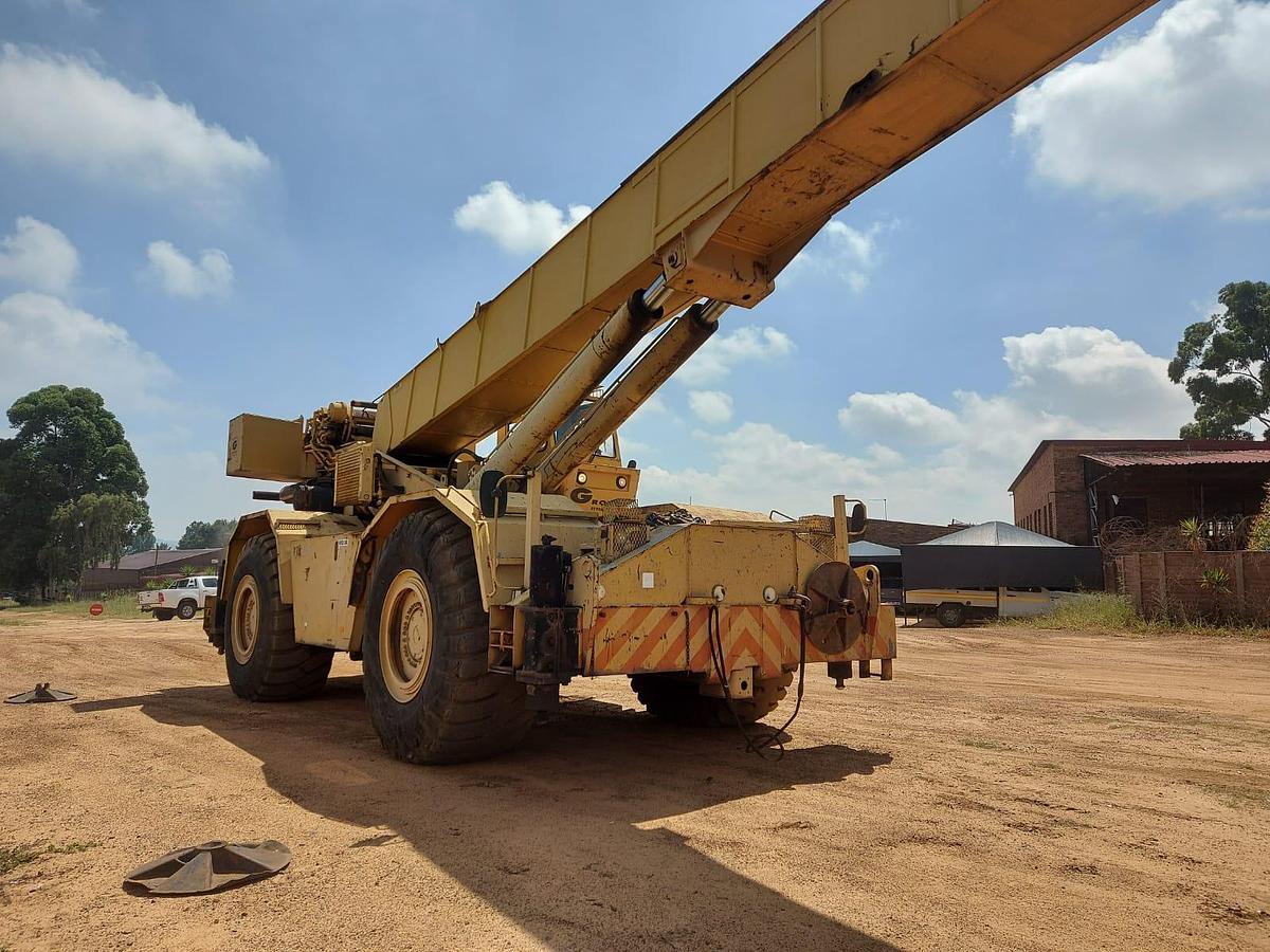 Used GROVE RT980 SWL 80 TON MOBILE CRANE