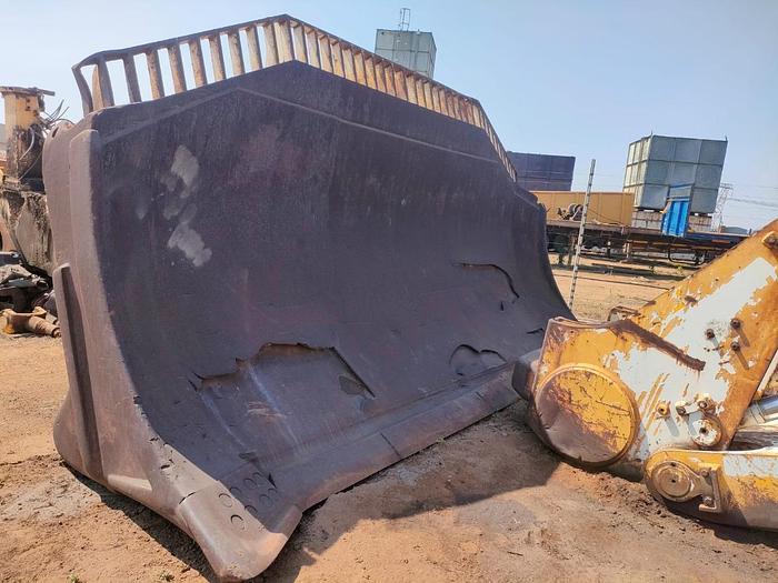 Used KOMATSU 475A DOZER WITH ENGINE, RIPPER AND BLADE (PARTIALLY STRIPPED