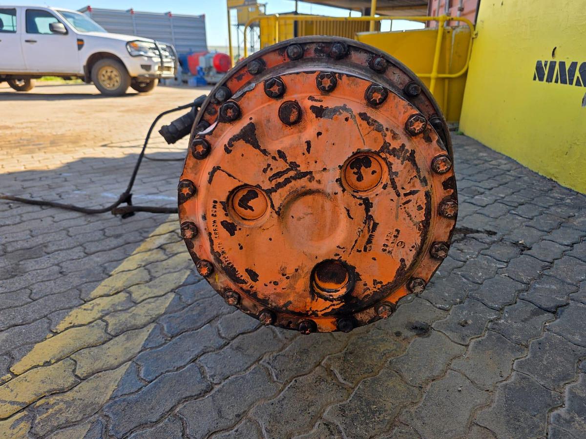 Used DANA SPICER FRONT DIFF (USED)