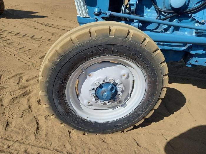 Used FORD 2610 TRACTOR (RUNNER)