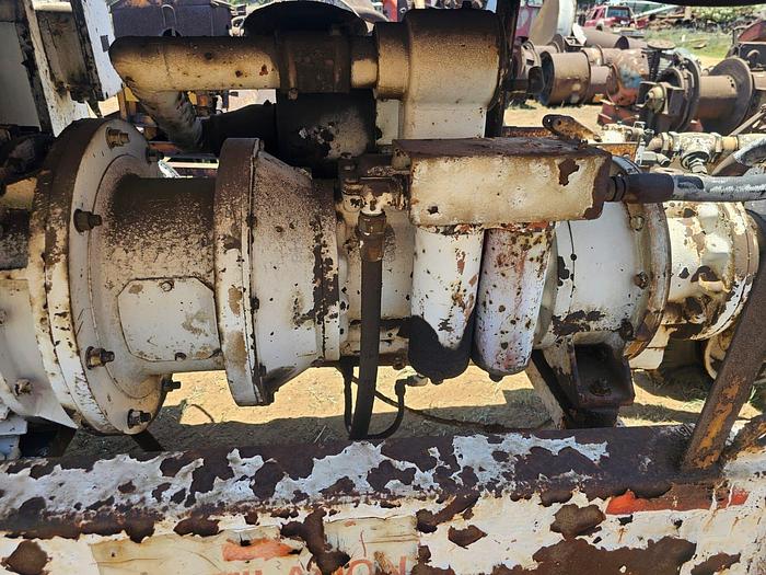 Used UG FLAMEPROOF COMPRESSOR ON TRAILER WITH 60 KW 550 VOLT ELECTRIC MOTOR