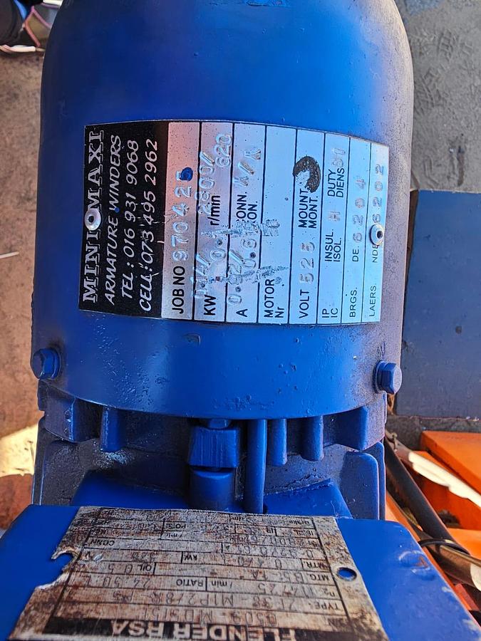 Used 8/6 PUMP WITH ELECTRIC MOTOR & FRAME (USED)