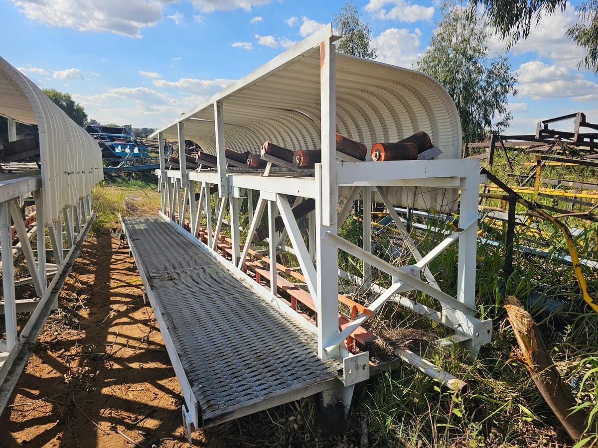 Used 1050 MM CONVEYOR STRUCTURE WITH ROOF (USED)