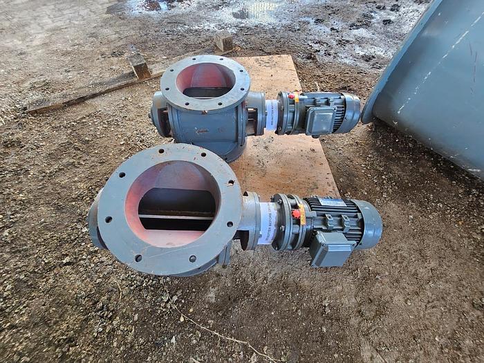 Used COMPLETE (BRAND NEW) 2024 VIBRATING FLUID BED DRYER UNIT, WITH FANS, OVEN, VIBRATORS, DUCTING, CYCLONES, CONTROL PANELS, SCREW FEEDERS, GEARBOXES & MOTORS