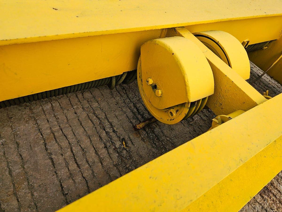 Used  SHEPARD NILES HOIST