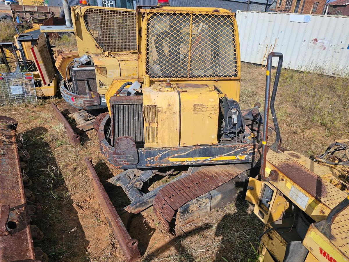 Used HYUNDAI ROBEX 60-9S EXCAVATOR - INOPERABLE
