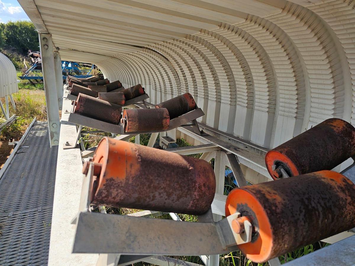 Used 1050 MM CONVEYOR STRUCTURE WITH ROOF (USED)