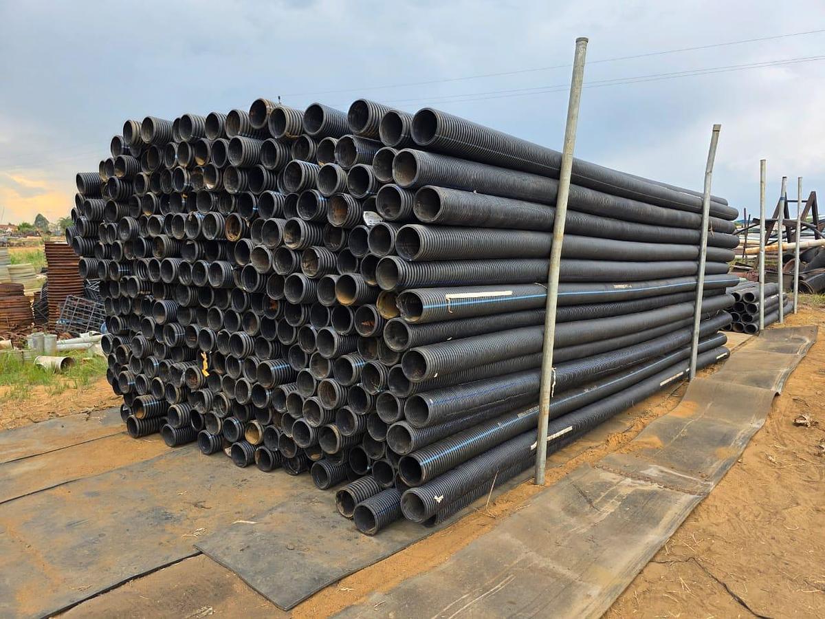 Used 5.6 HDPE CORRUGATED DOUBLE WALL CABLE DUCT (USED)