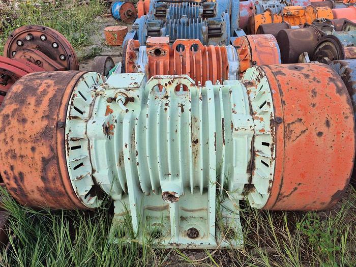 Used 11KW VIBRATING MOTOR