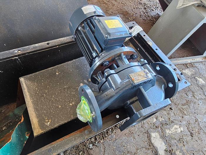 Used COMPLETE (BRAND NEW) 2024 VIBRATING FLUID BED DRYER UNIT, WITH FANS, OVEN, VIBRATORS, DUCTING, CYCLONES, CONTROL PANELS, SCREW FEEDERS, GEARBOXES & MOTORS