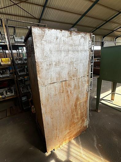 Used ELECTRIC INDUSTRIAL DRYING OVEN FOR LOW TEMPERATURE (NOT TESTED)