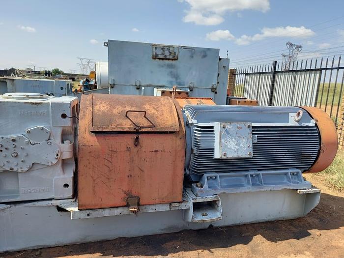 Used 350 KW HANSEN POWERPACK