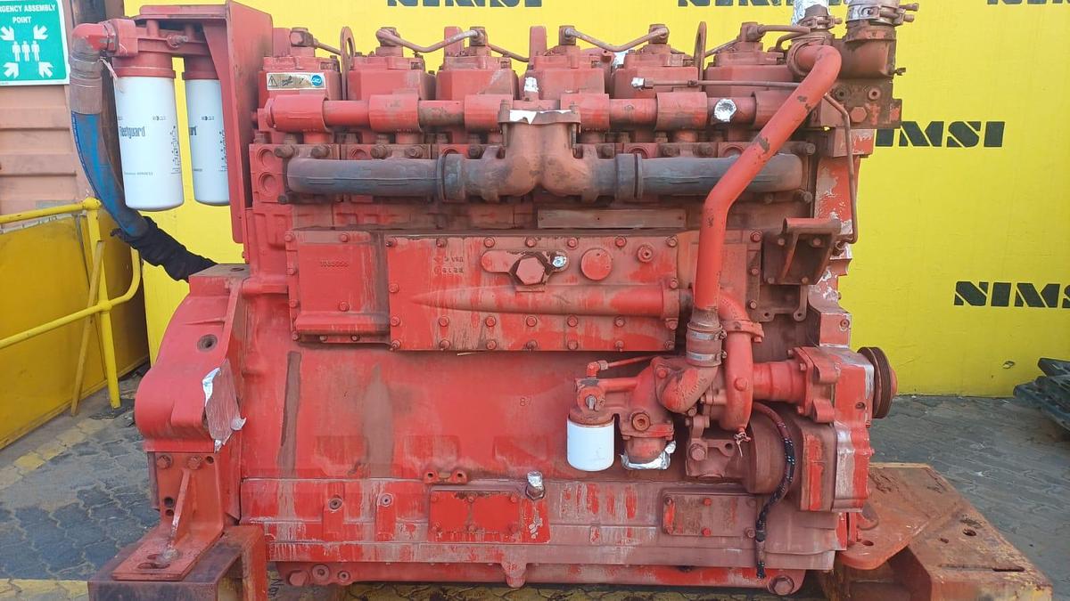 Used CUMMINS QSK19(ENGINE NOT TURNING)