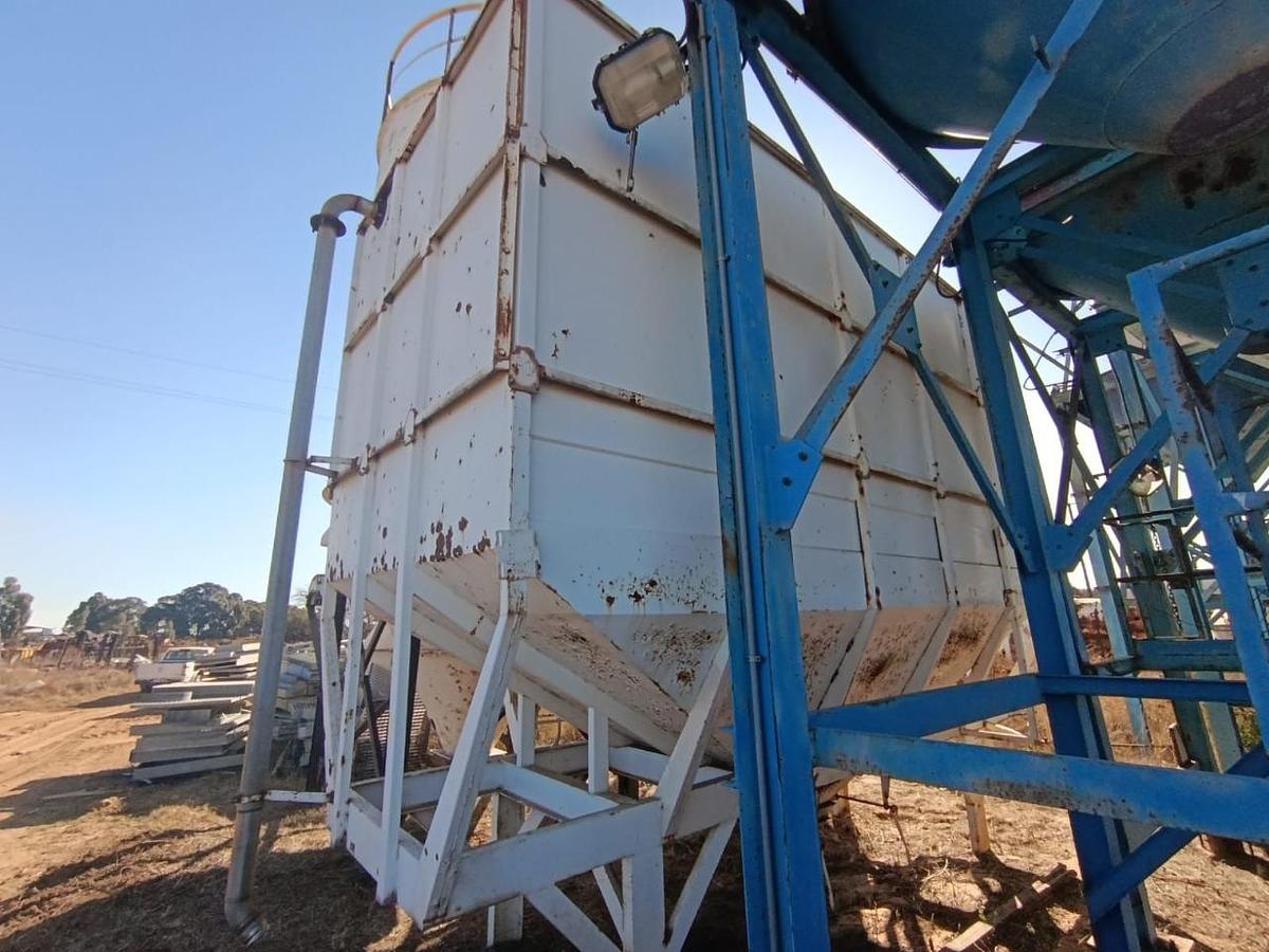 Used DRY BULK SILO -USED CONDITION