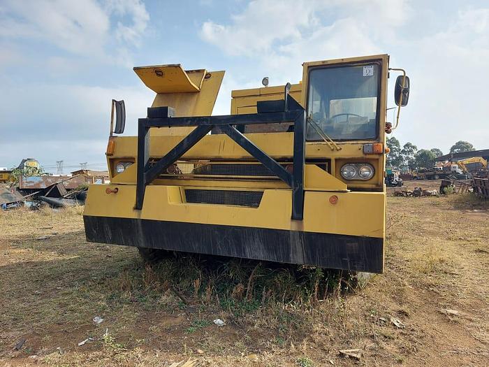 Used LINK BELT 140 TON LATTICE BOOM CRANE (NON-RUNNER)