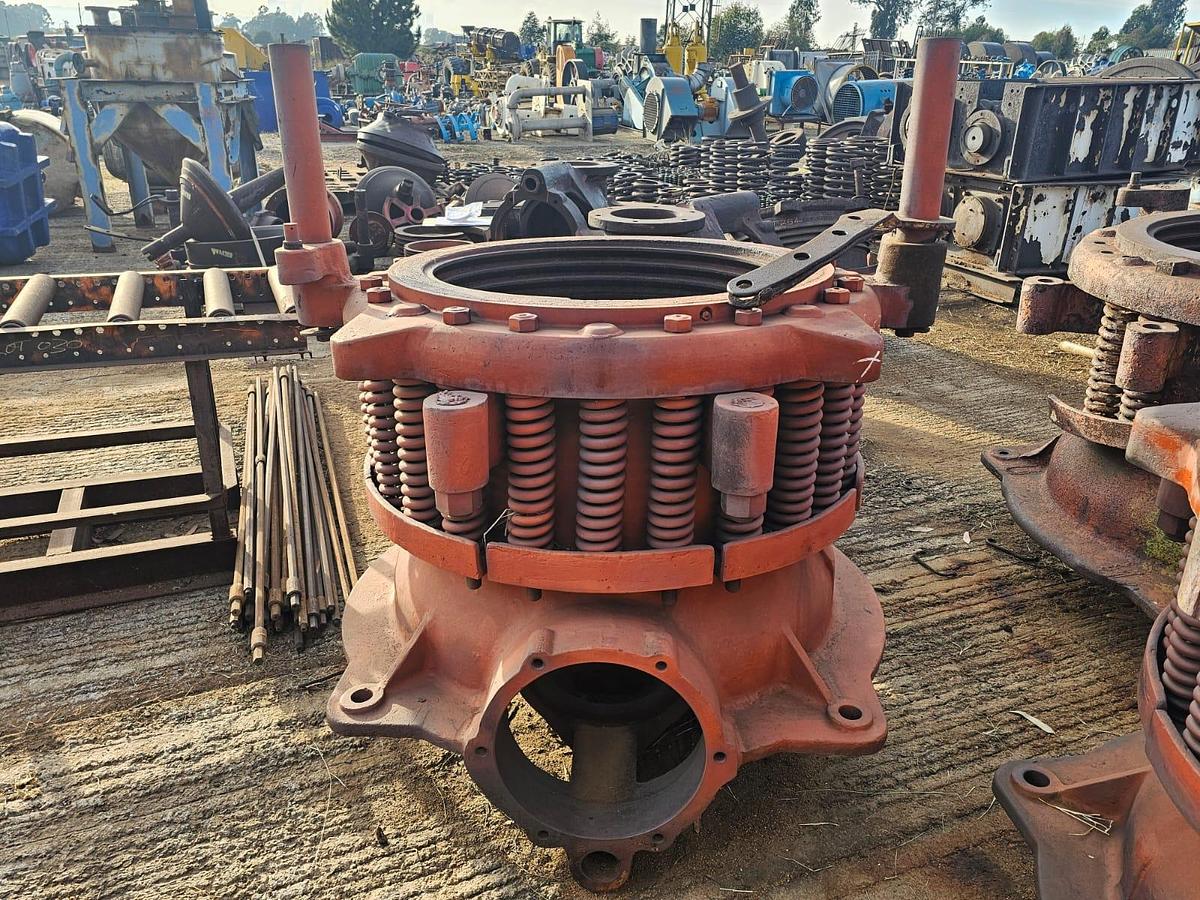 Used SPRING CONE CRUSHER HOUSING