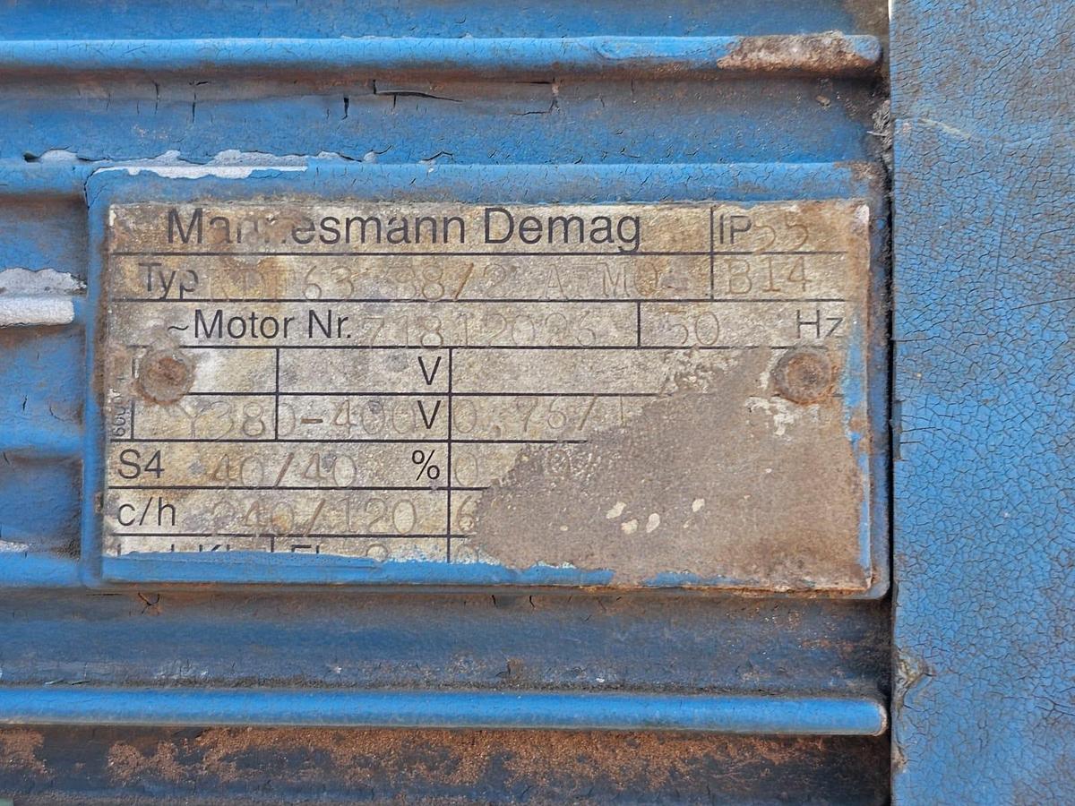 Used 5 TON OVERHEAD CRANE WITH REMOTE 2 X ELECTRIC 7.5 KW ELECTRIC MOTORS AND GEARBOX REMOTE GENERAL INFORMATION S